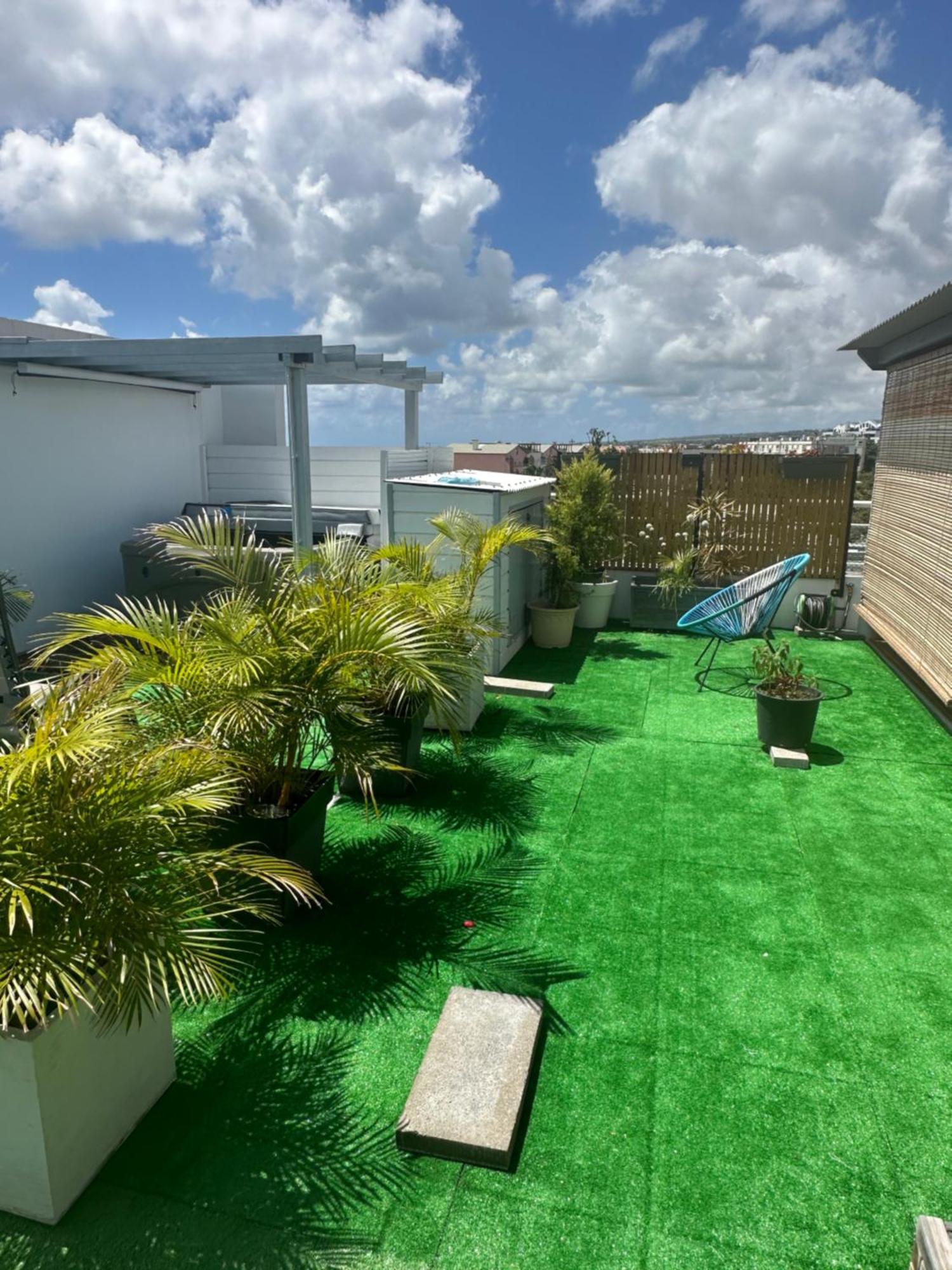 Ferienwohnung Appart'Eden : Vue Panoramique Sur Saint-Denis Sainte-Clotilde Exterior foto